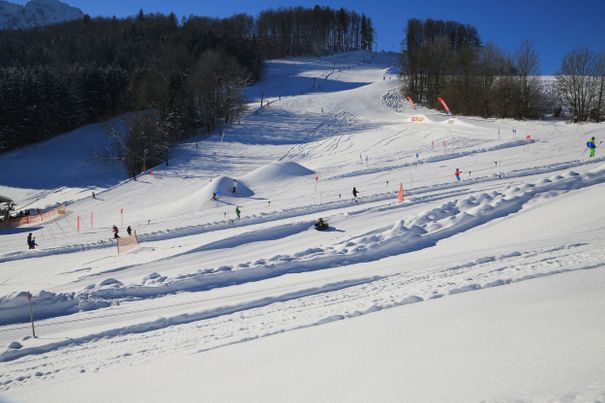inzell-winter-reifenrutschen-kesselalm_2_1