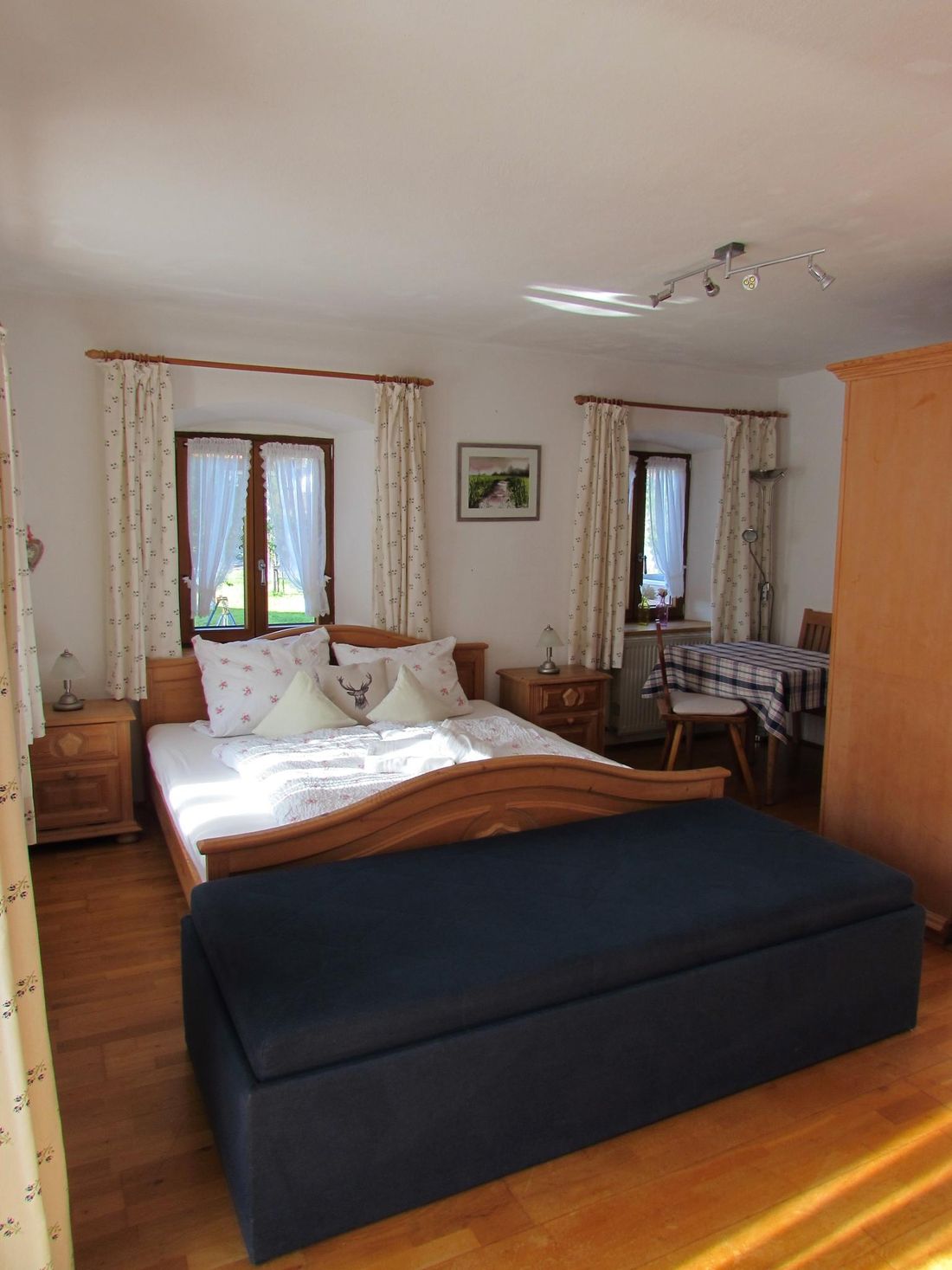 Schlaf-Wohnbereich Apartment Rottau