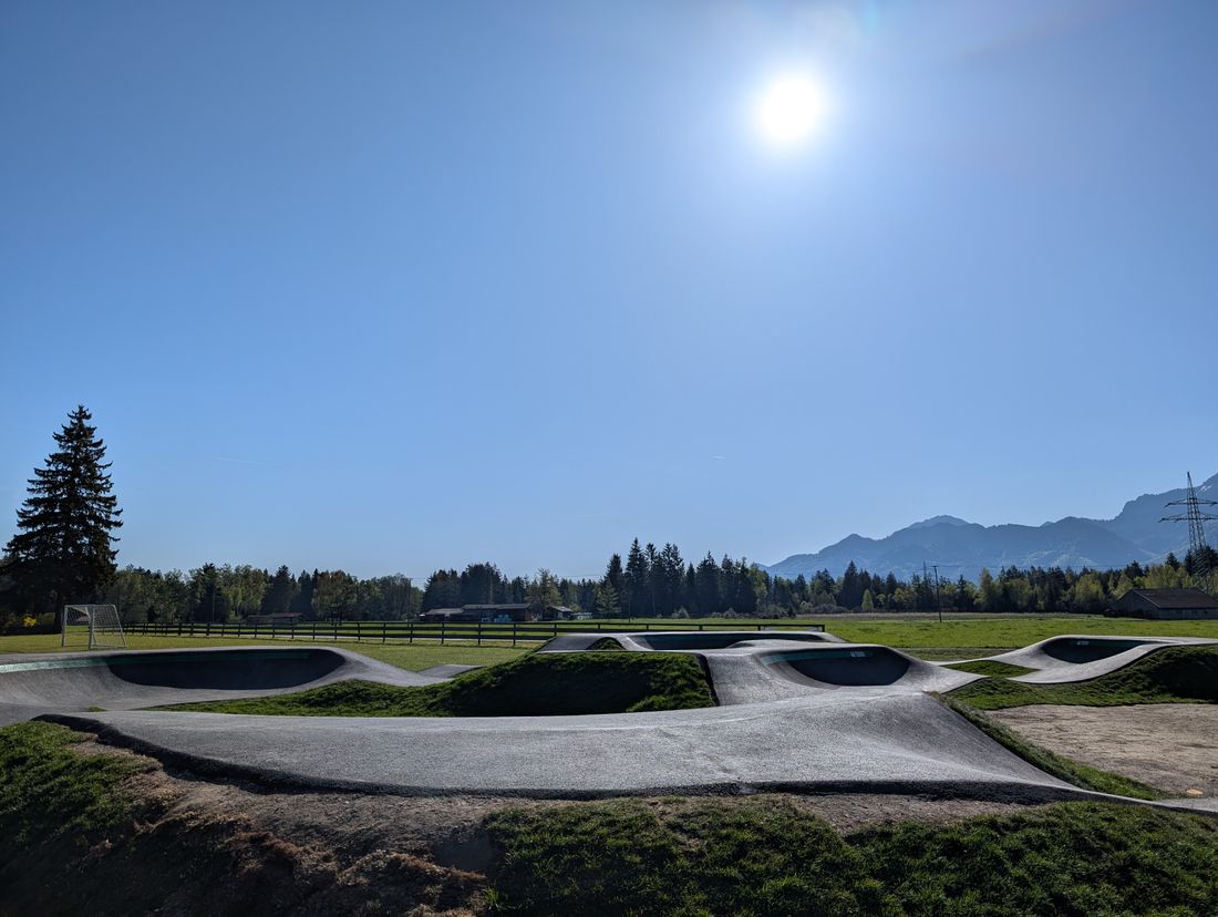 Pumptrack Rottau Westseite