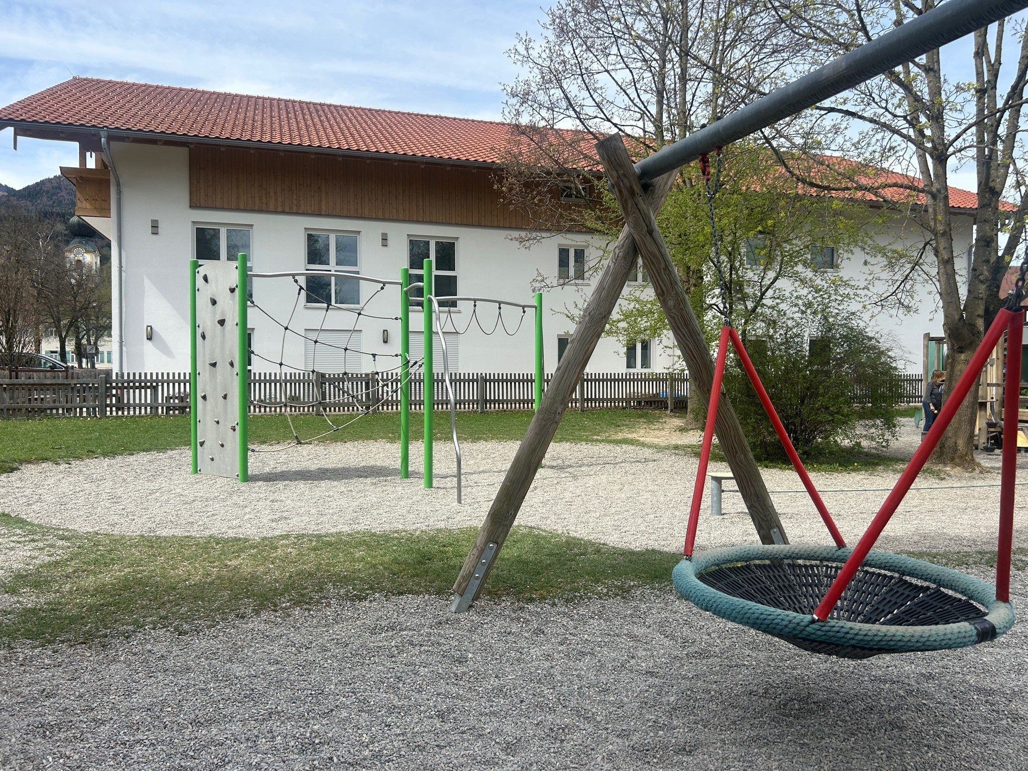 Spielplatz am Birkenweg gegenüber der Grassauer Schule